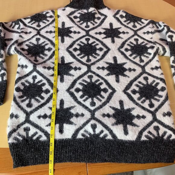 wool sweater aztec geometric tribal western Star high-low white black small 4 6 - Picture 11 of 12